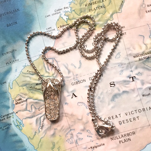 SALE - Swarovski Crystal Flip Flop Sandle Sandal Silver Tone Necklace - Picture 2 of 9